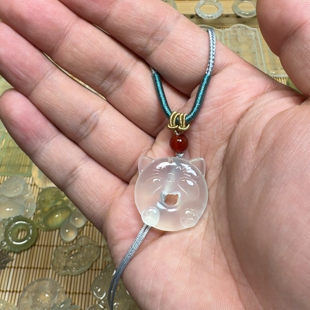 岫玉颈饰吊坠未镶嵌