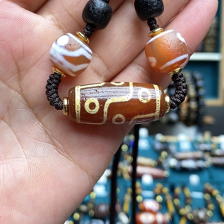 玛瑙/玉髓颈饰合金