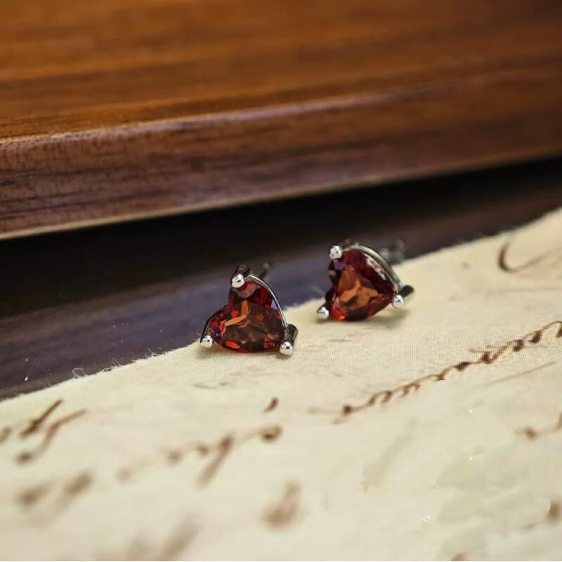 【中非黑马】ZFHM 高端定制 LC-205 爱心红耳钉