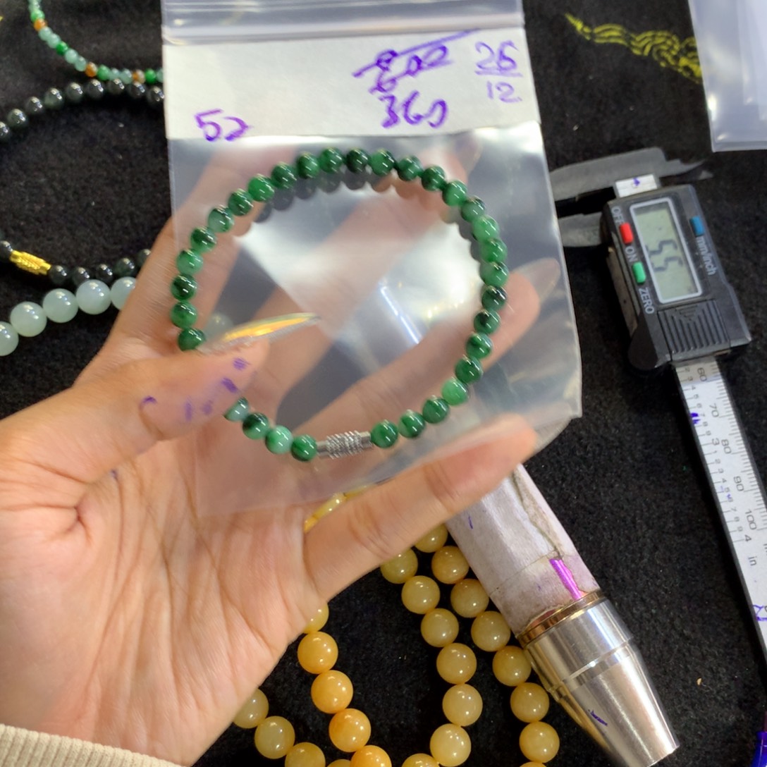 定制翡翠未镶嵌天然缅甸翡翠