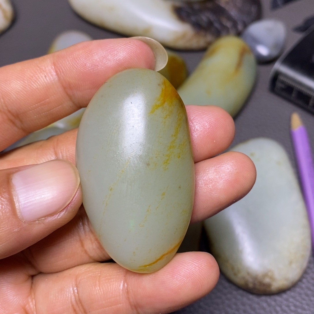 未镶嵌和田玉挂件