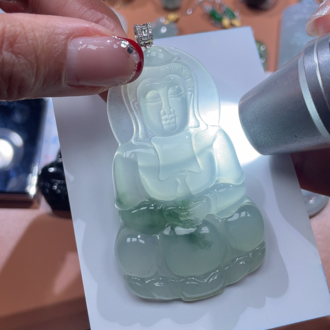 翡翠颈饰18K金镶嵌九***叔翡翠