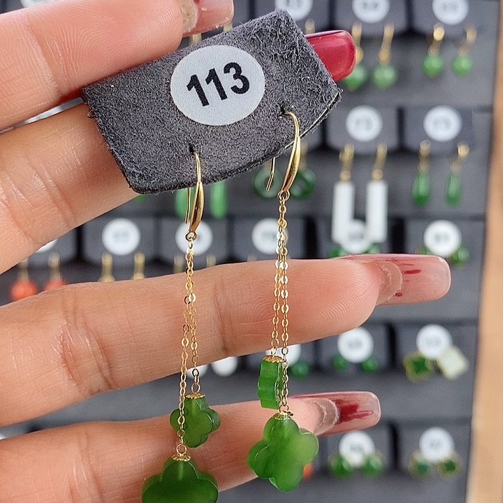 和田玉耳饰18K金镶嵌