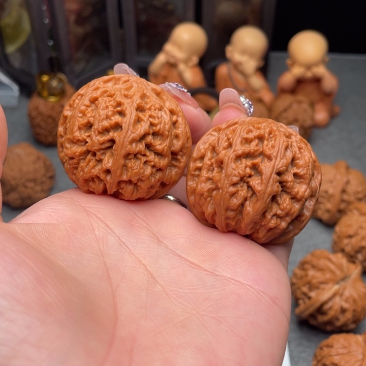 文玩核桃把件大粗筋42