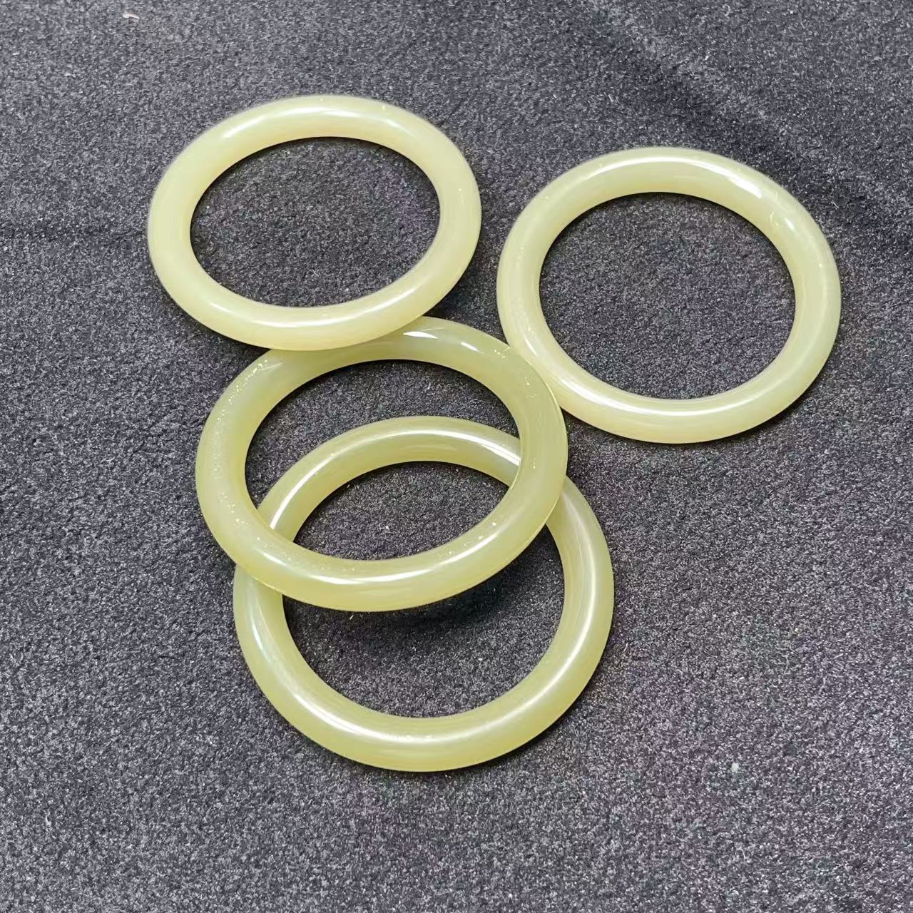 天然油润高货晴水圆条手镯—多样性发一