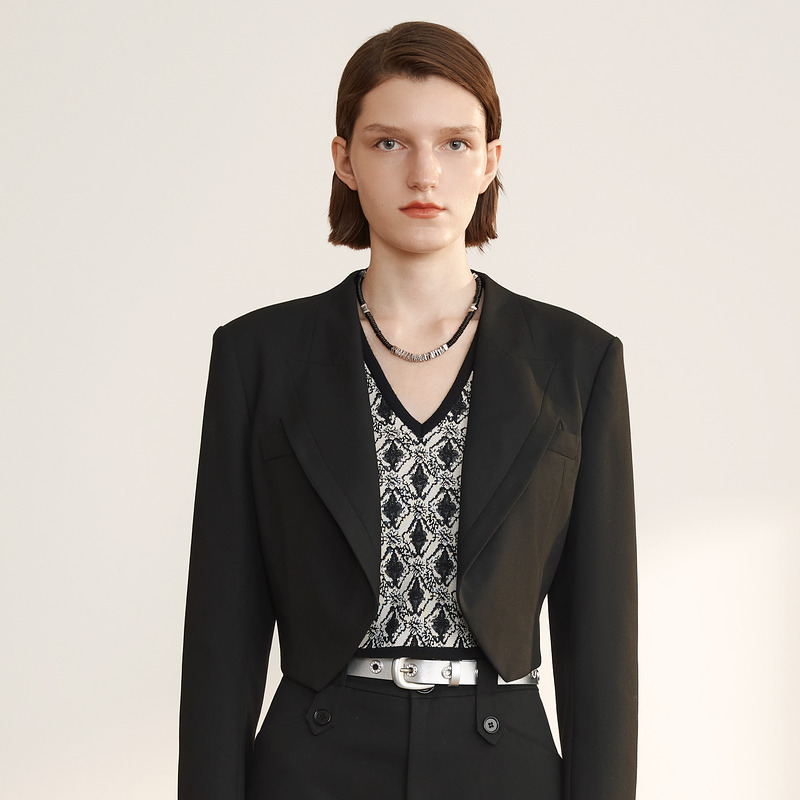 【九月】D63短外套5V1W51079