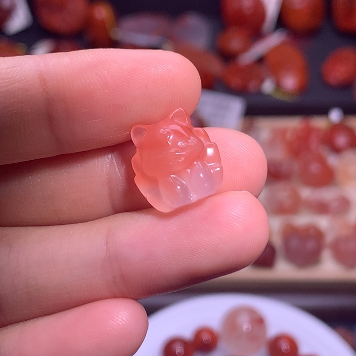 南红玛瑙未镶嵌珠宝半成品狐狸