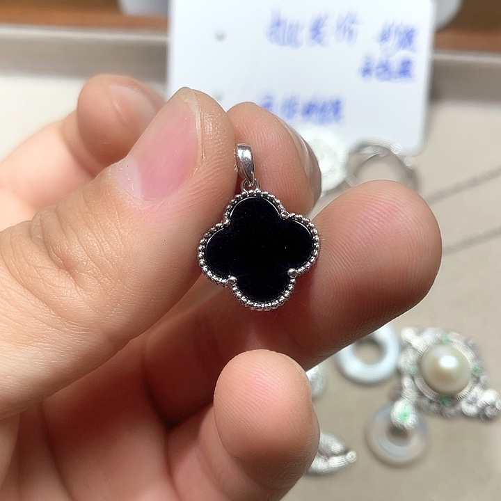 ᥫ***◠坠链均925银珐琅四叶草