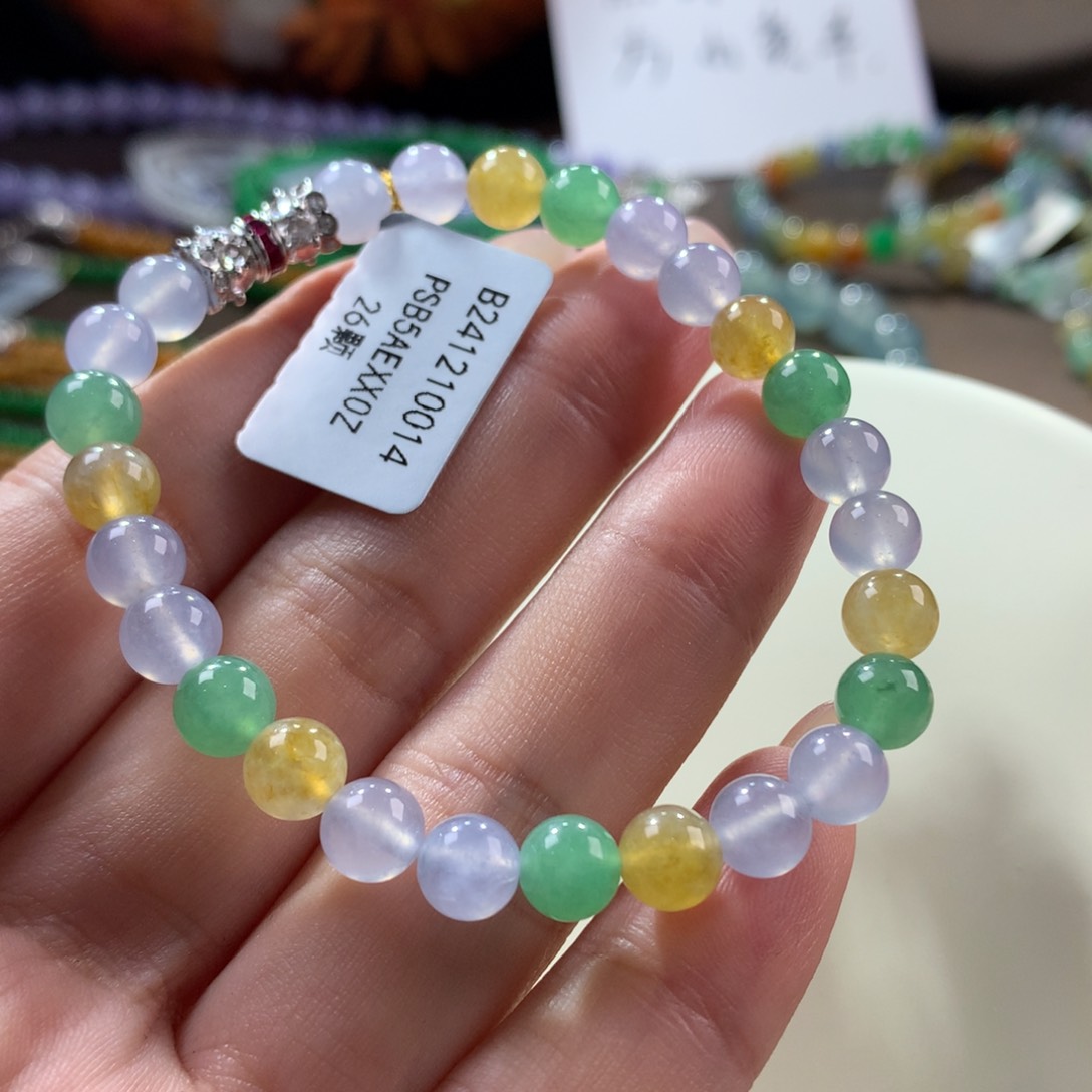 翡翠颈饰未镶嵌翡翠高冰多宝卡6.5+