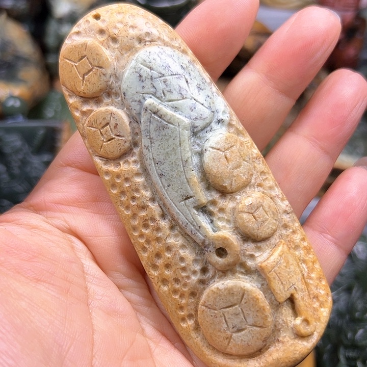 岫岩河磨玉（透闪石质玉）未镶嵌把件