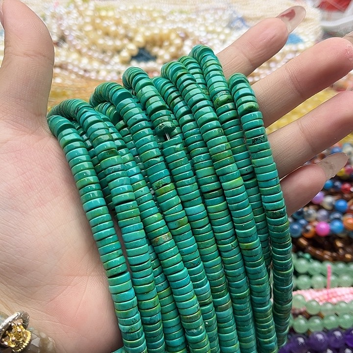 玛瑙/玉髓珠宝半成品未镶嵌一条8mm左右菜籽绿直切