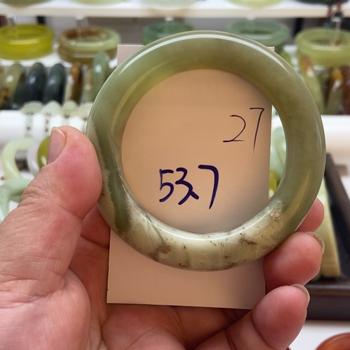 未镶嵌蛇纹石玉手镯