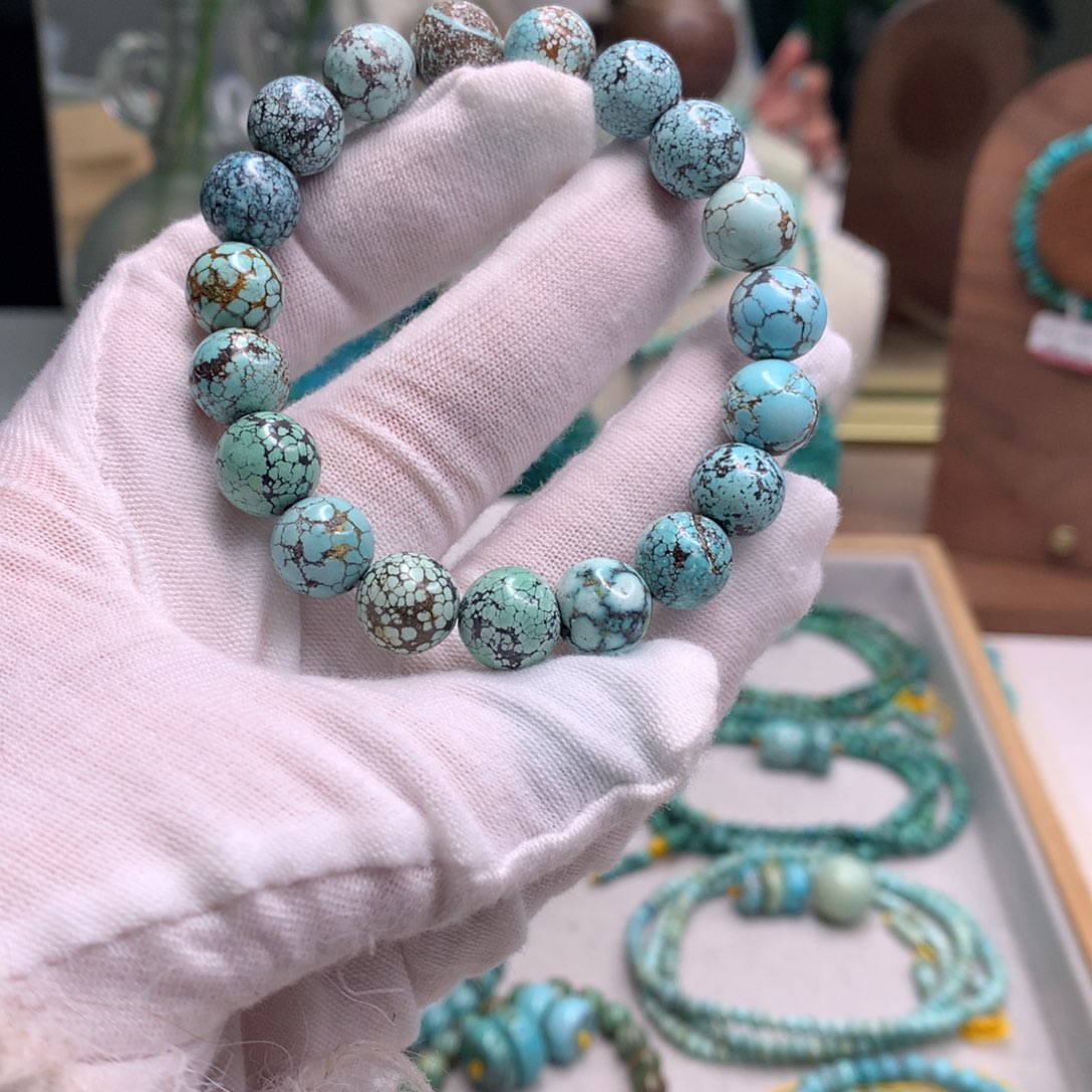 绿松石未镶嵌饰品