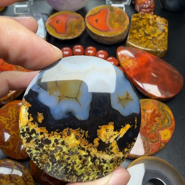 旧***席玛瑙/玉髓未镶嵌原矿玛瑙项链牌子