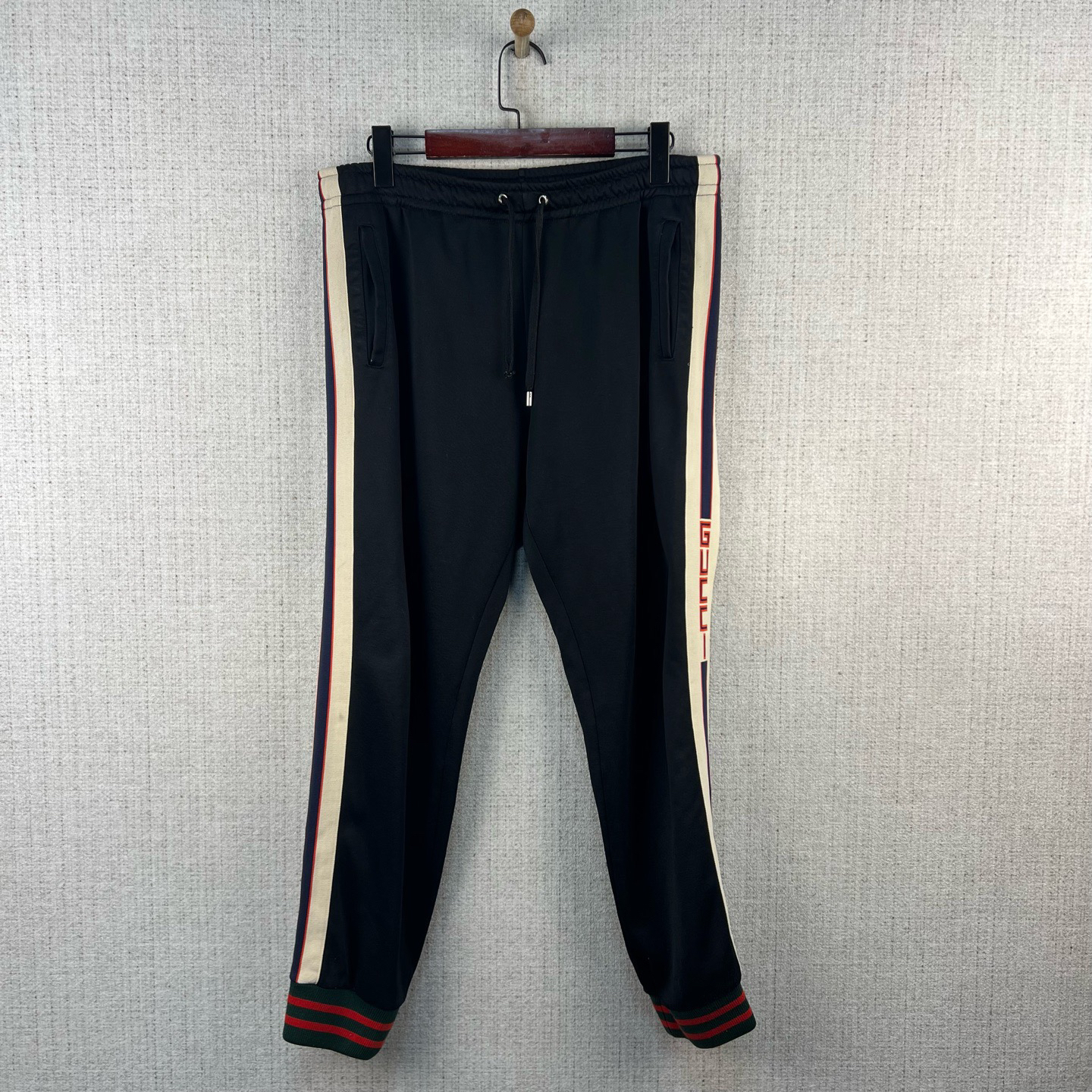 95新 GUCCI/古驰 拼色双杠系带运动裤/尺码M/98新 瑕疵/编号10033