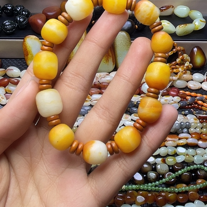 和田玉未镶嵌手链