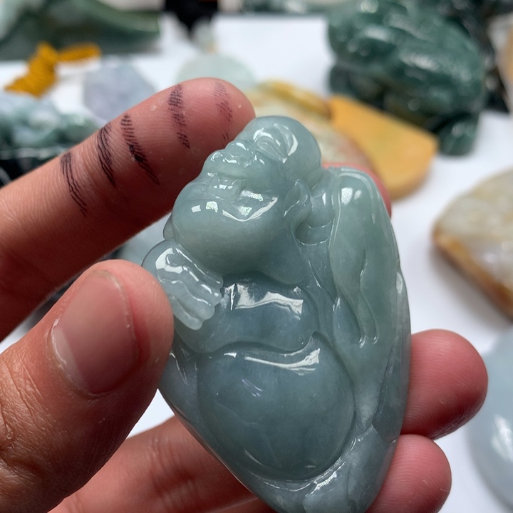 翡翠未镶嵌颈饰保真天然a货翡翠