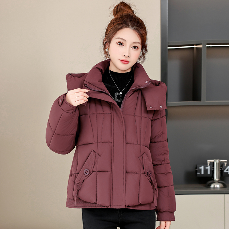 2025年冬季新款棉服女显瘦短款连帽时尚棉衣加厚保暖外套女