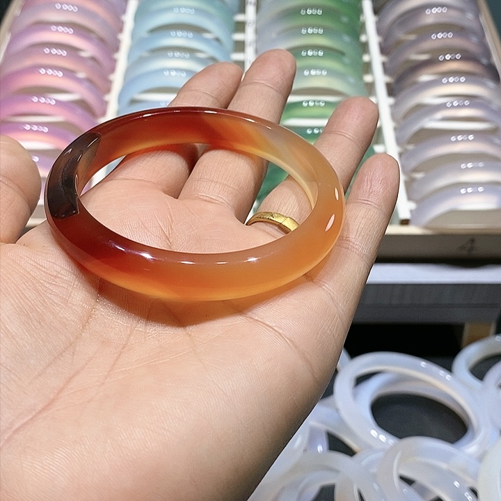 【闪购商品】玛瑙/玉髓手镯未镶嵌