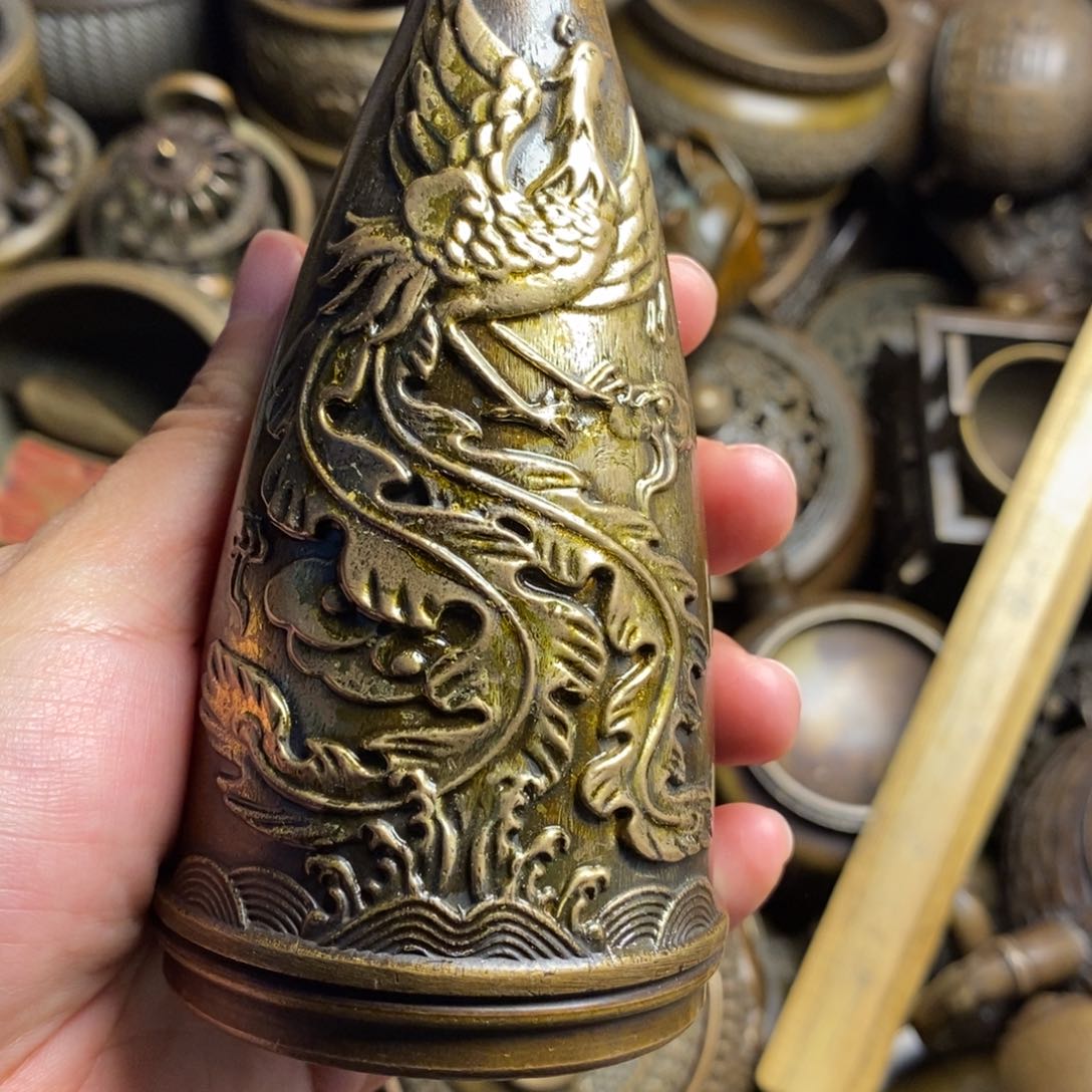 精美铜器做工精良