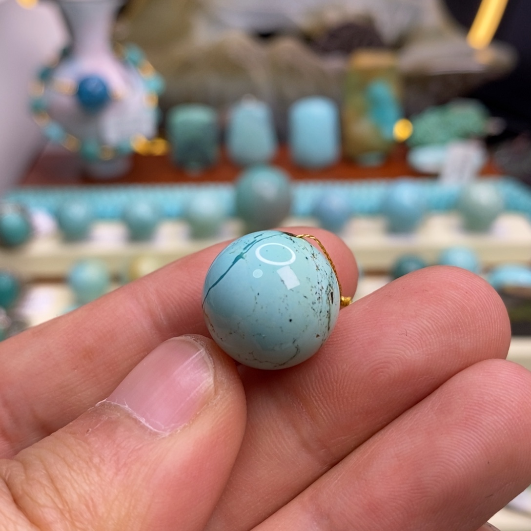 绿松石未镶嵌珠宝奇石16.7