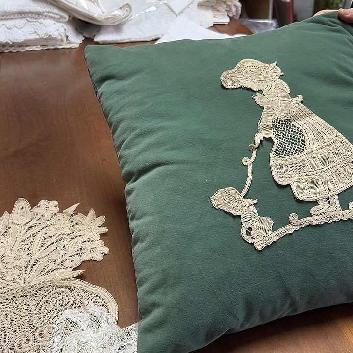 毛绒亚麻棉070-小女孩