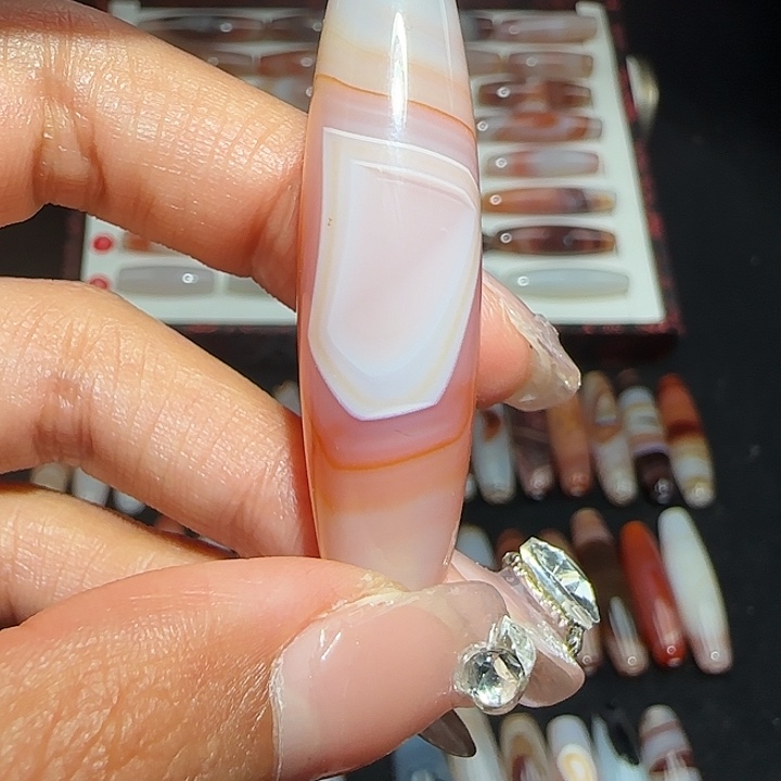 玛瑙/玉髓颈饰未镶嵌