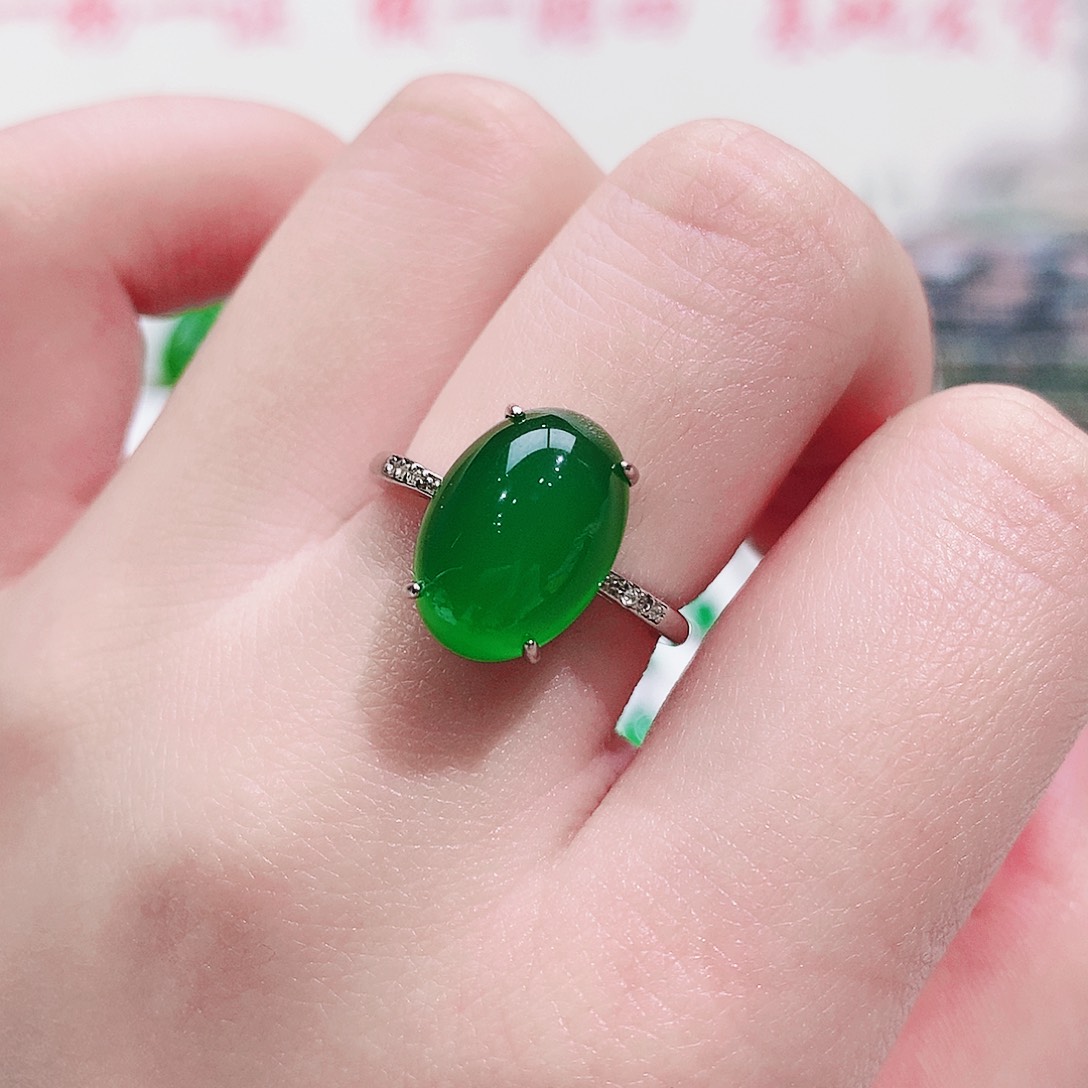 玛瑙/玉髓纯天然珠宝玉石鸽子蛋戒指银S925镶嵌?****?