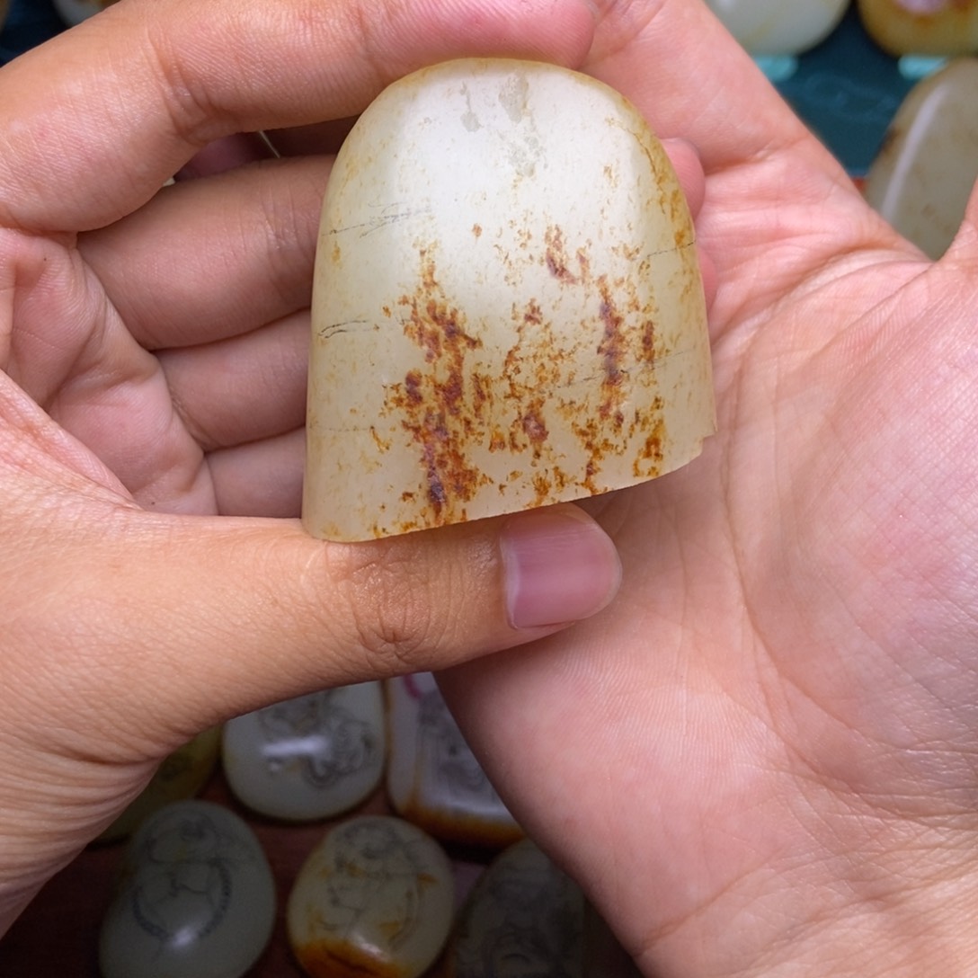 吊坠未镶嵌定制和田玉万****割