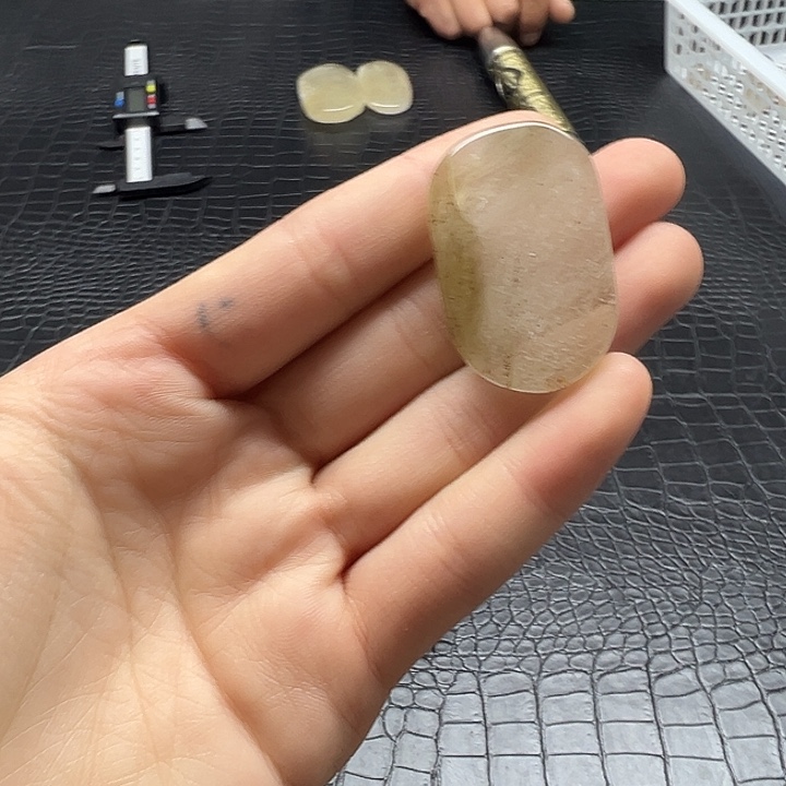 未镶嵌珠宝半成品水晶370水晶