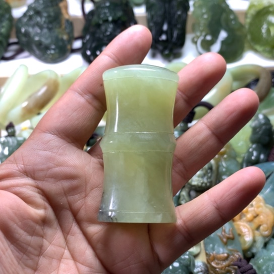 蛇纹石玉岫玉挂件未镶嵌