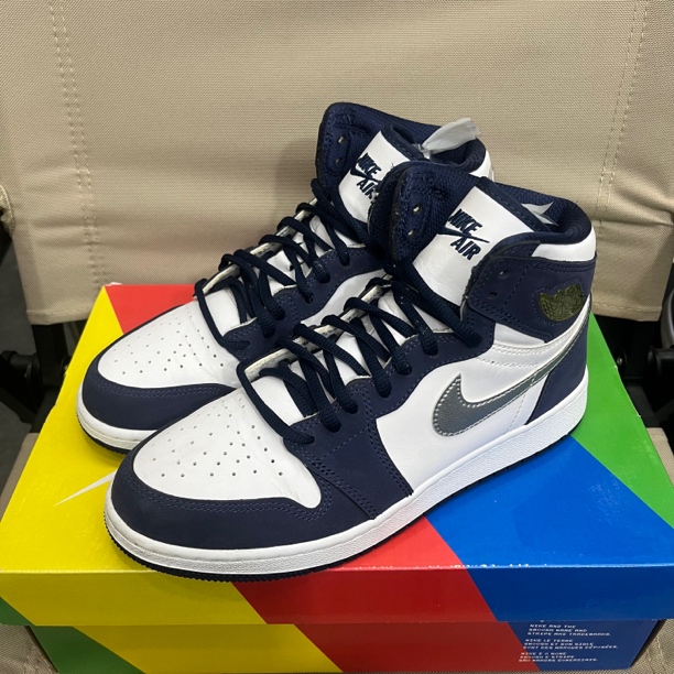 aj1午夜蓝 40码原盒 95新 篮球鞋