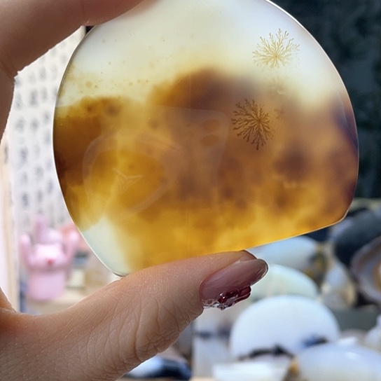 玛瑙/玉髓颈饰未镶嵌