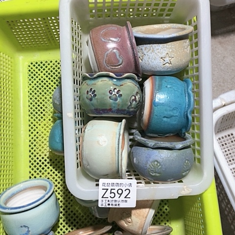 紫砂花盆592微瑕品口径5厘米左右尺寸
