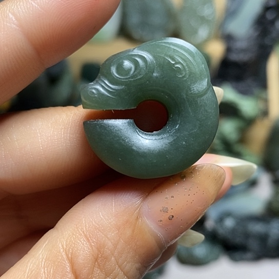 和田玉（糖玉）未镶嵌珠宝半成品