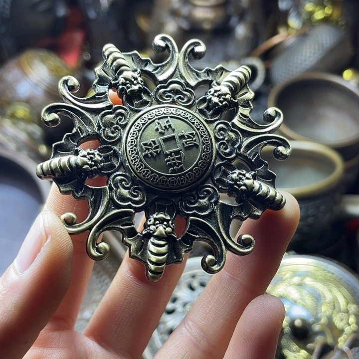 全是铜铜铜器铜器