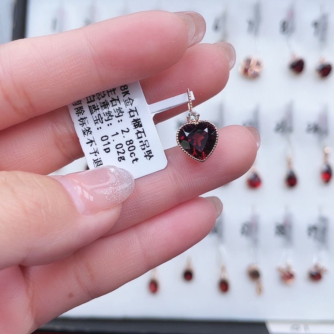 石榴石吊坠(不含链)18K金镶嵌