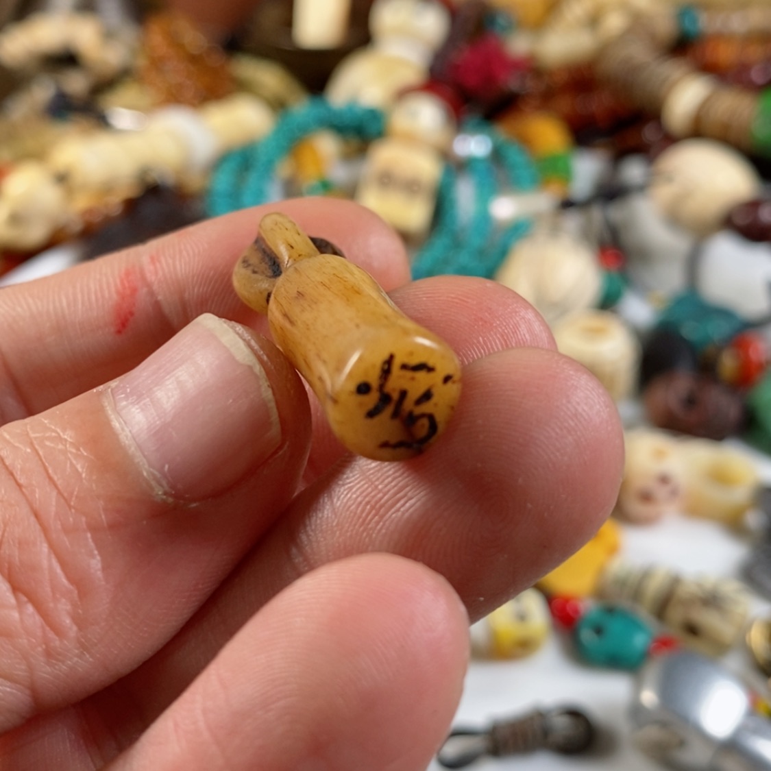 【闪购商品】树脂制品挂件吊坠