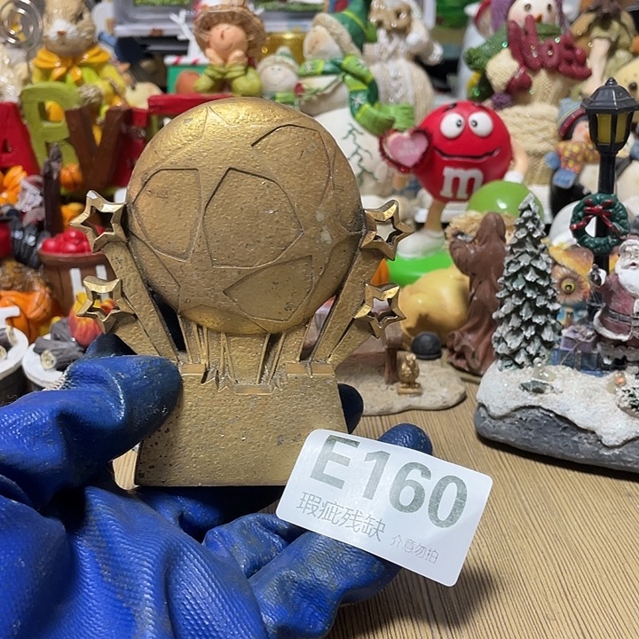 艾***y摆件孤品老货微瑕