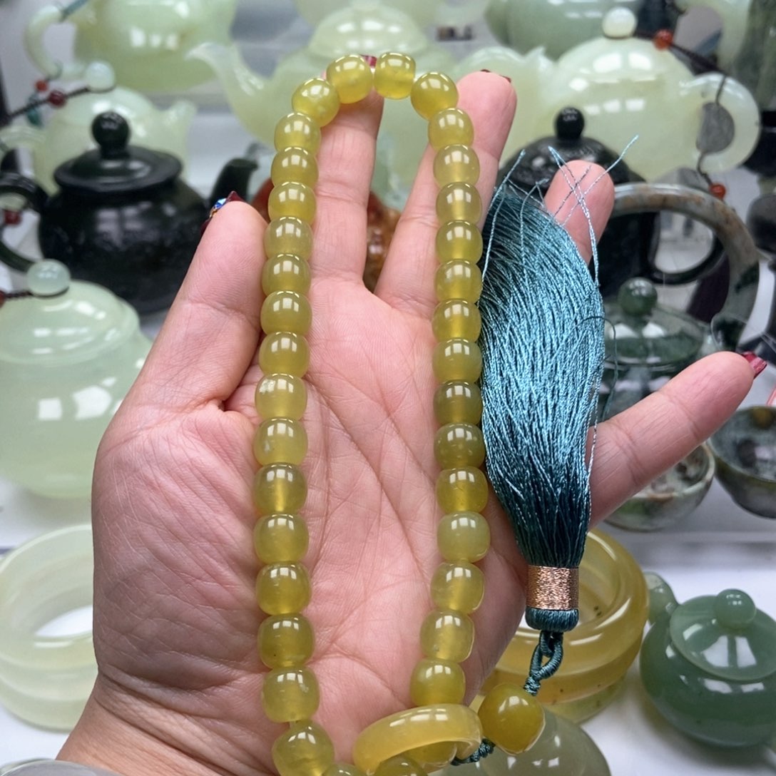 蛇纹石玉壶未镶嵌