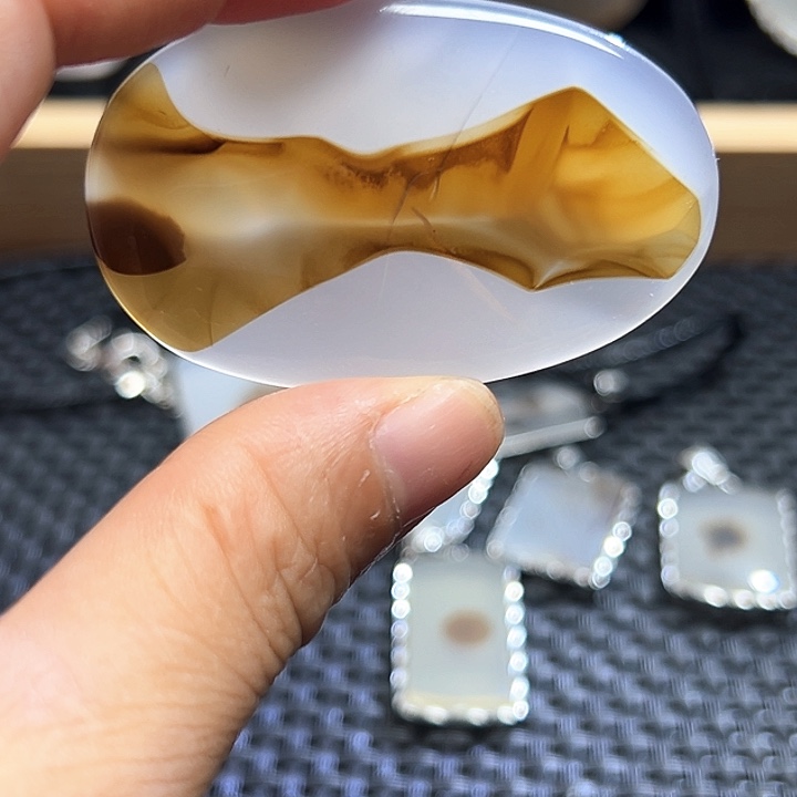 玛瑙/玉髓未镶嵌珠宝半成品