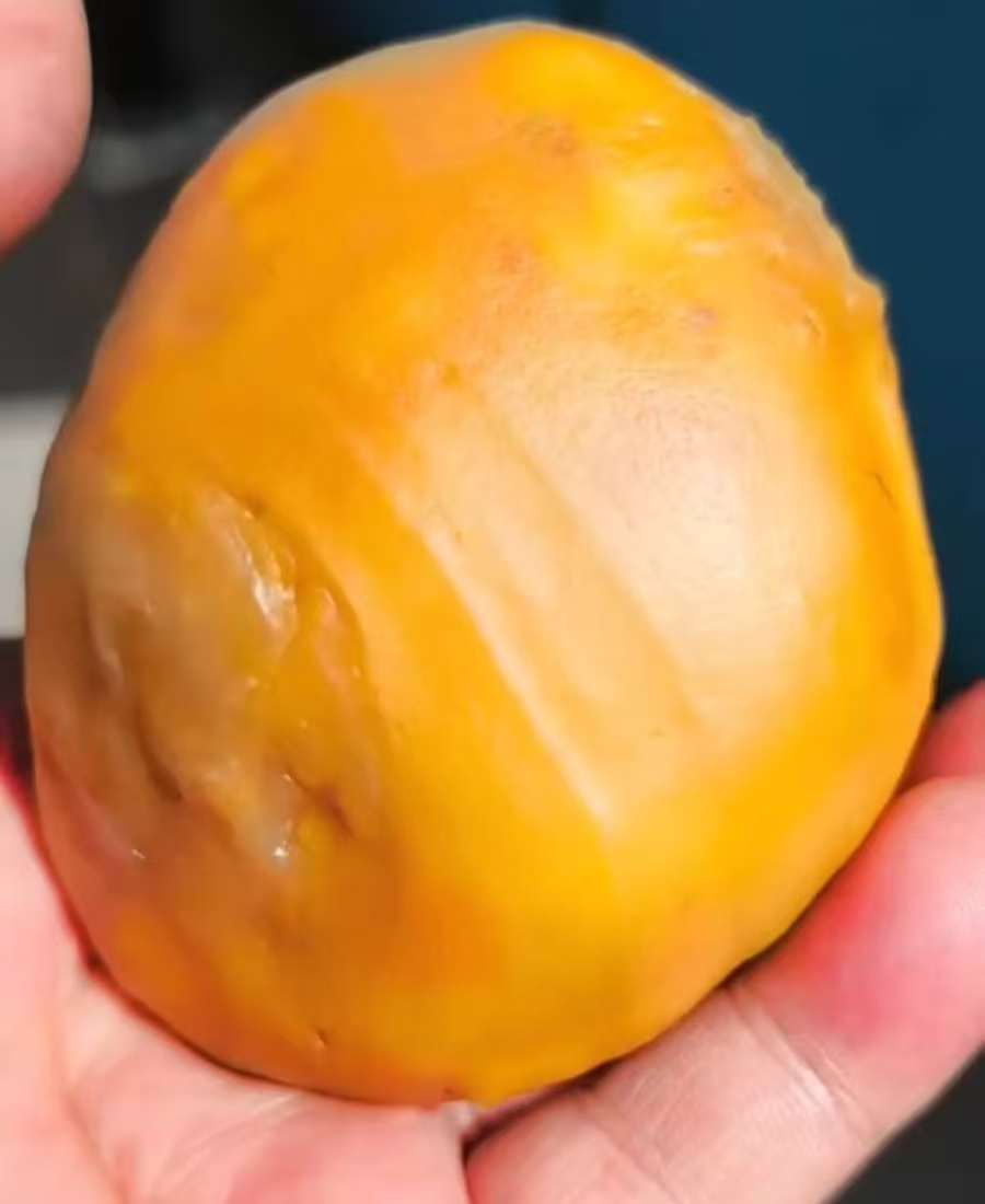 新疆北疆戈壁沙漠漆，彩漆