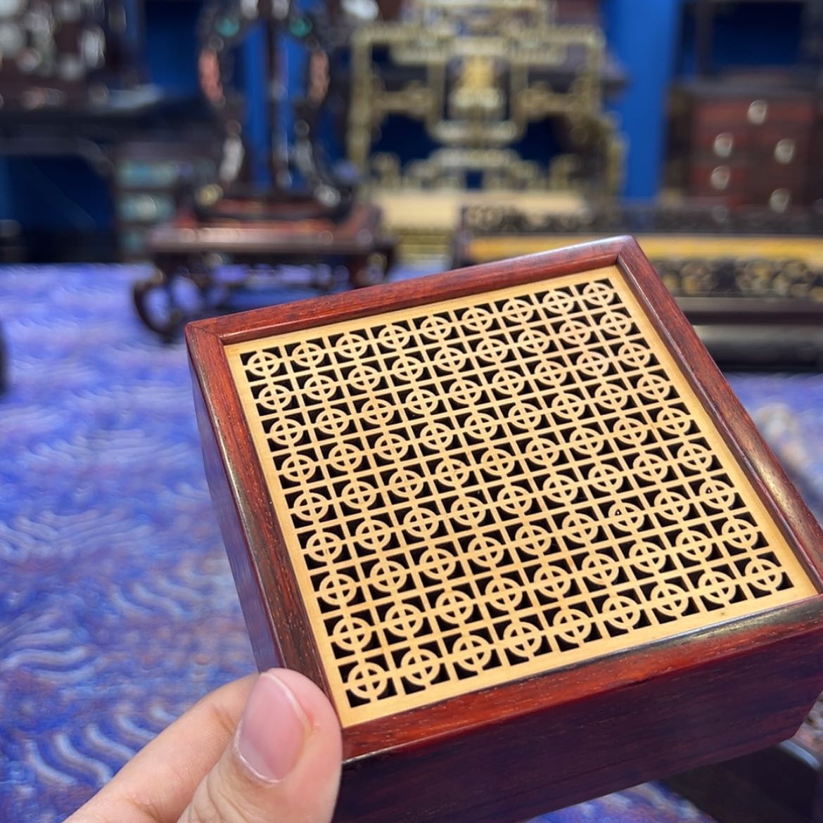 【闪购商品】紫檀木类成套家具香盒