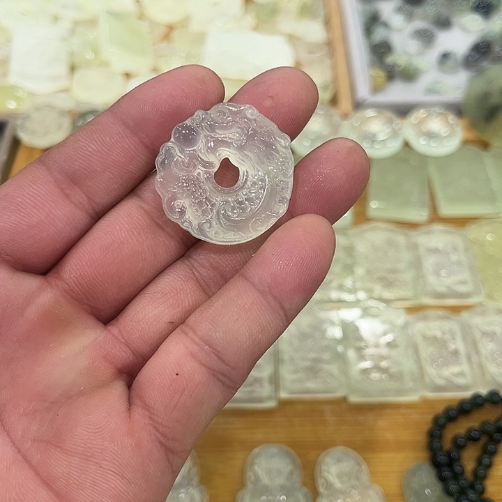 非金属花岗石玉石吊坠玉石吊坠
