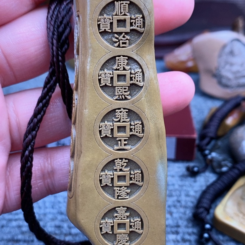 【闪购商品】原石雕刻手把件