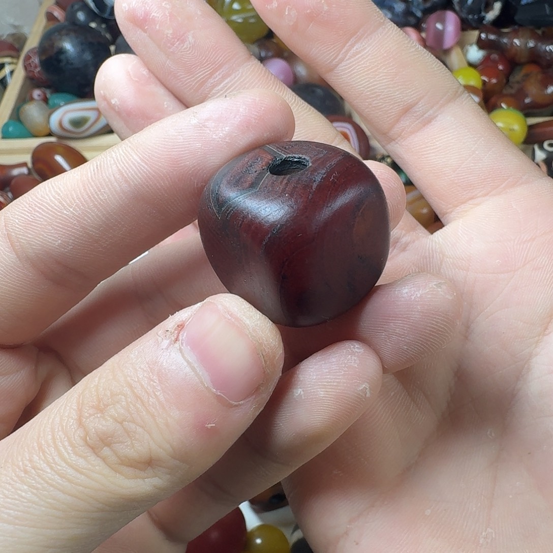 玛瑙/玉髓未镶嵌纯天然玛瑙珠子