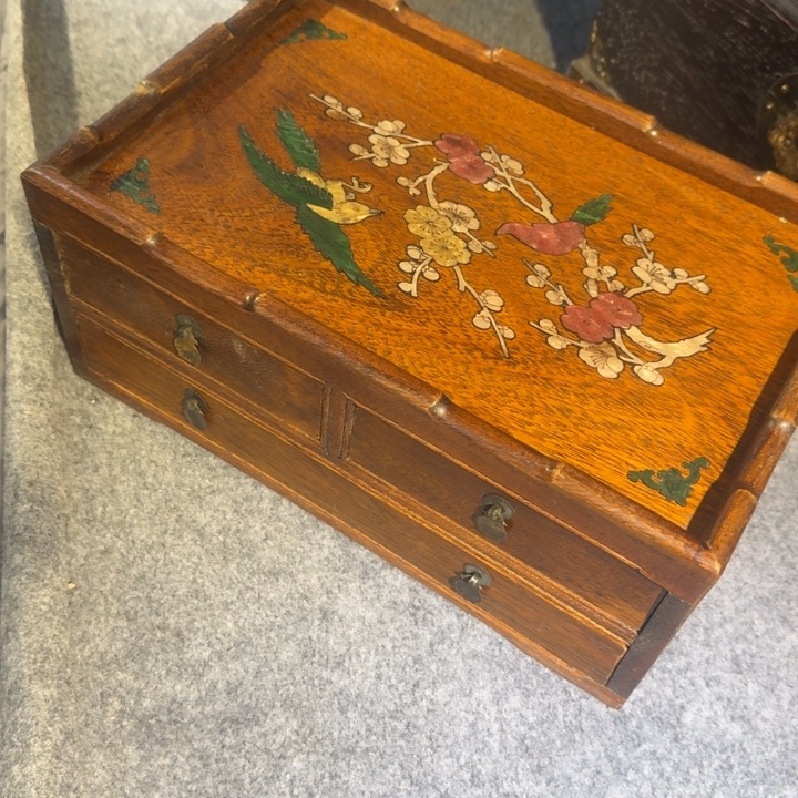 贡木柜呃呃呃呃呃呃呃呃