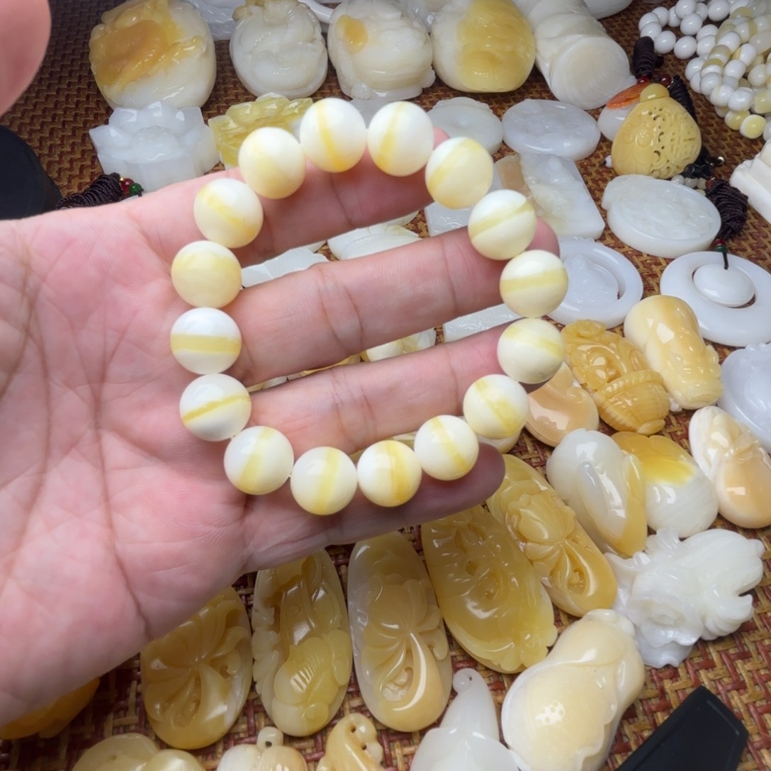 花***虎非金属贝壳微瑕卡12金线