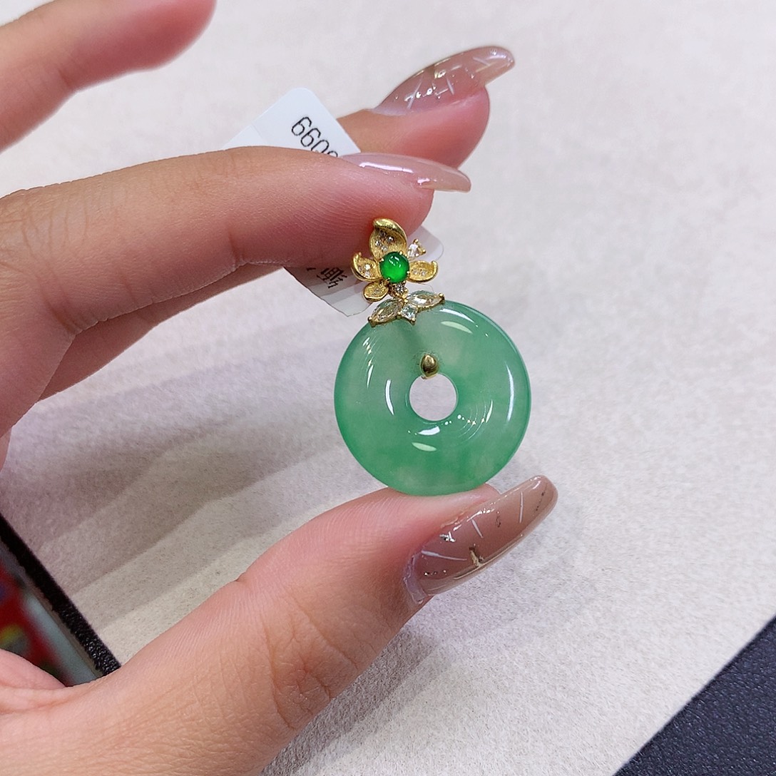 翡翠18K金镶嵌吊坠(不含链)21-4.3