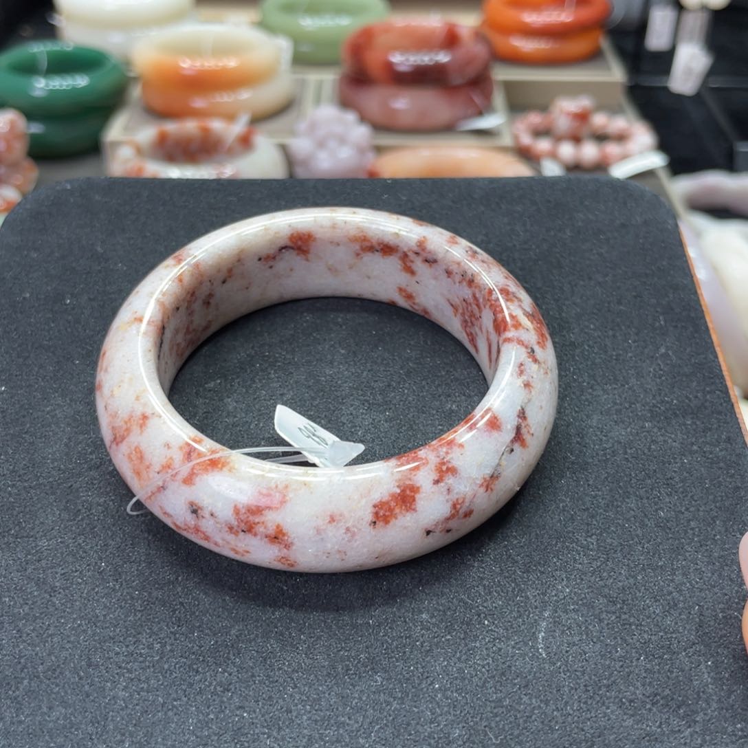 未镶嵌手镯石英岩玉快***天